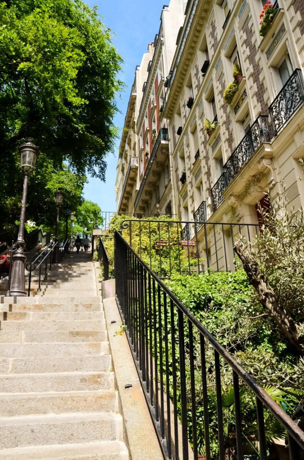 Bel Lumineux Sur La Butte Montmartre Paris